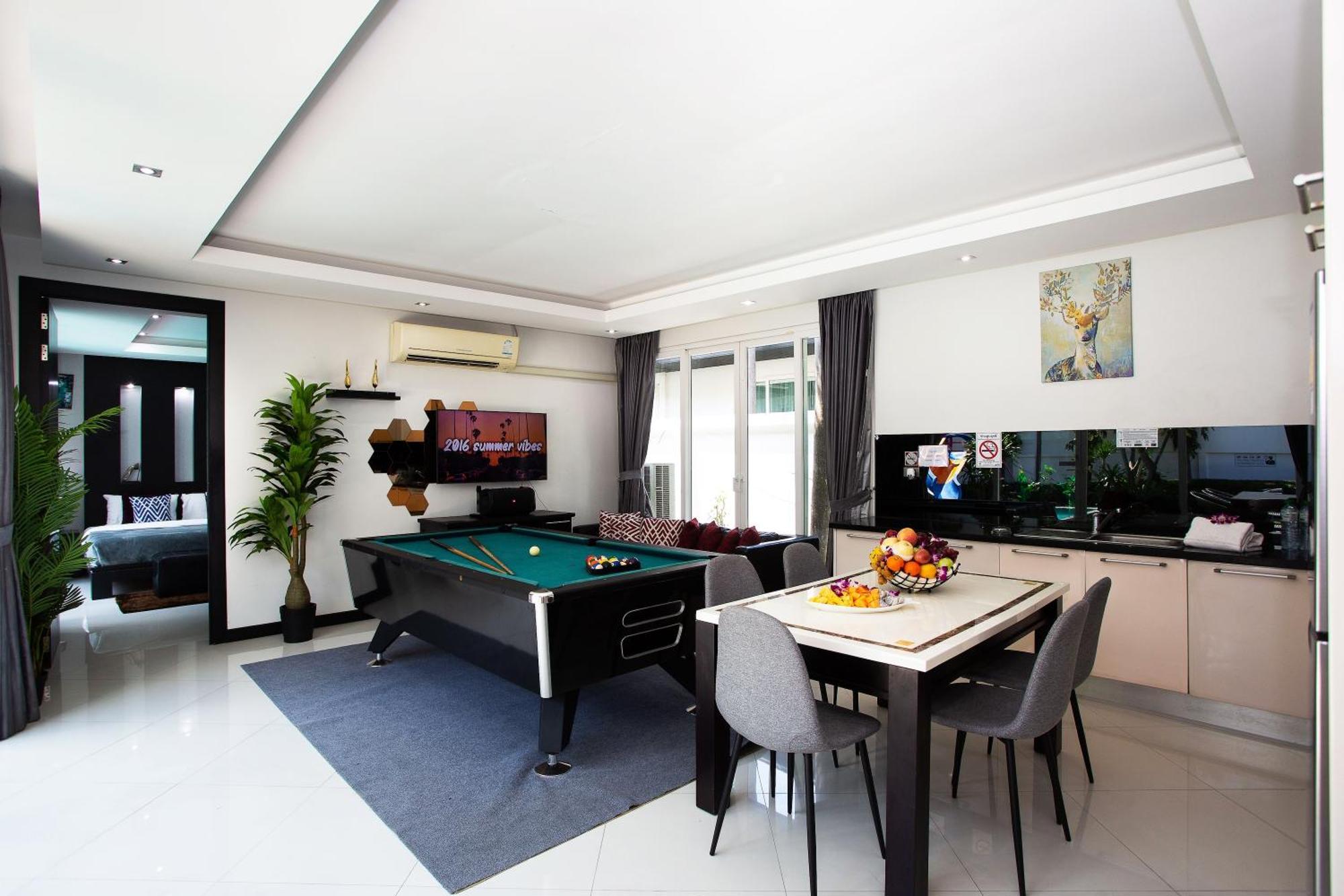Premium Pool Villa Pattaya Praia de Jomtien Quarto foto