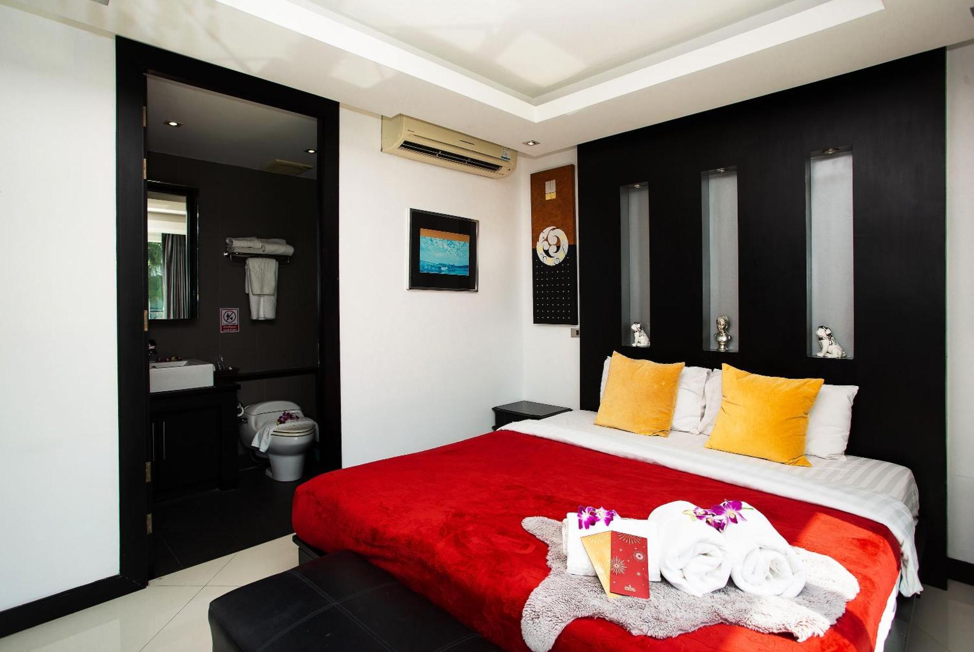 Premium Pool Villa Pattaya Praia de Jomtien Quarto foto