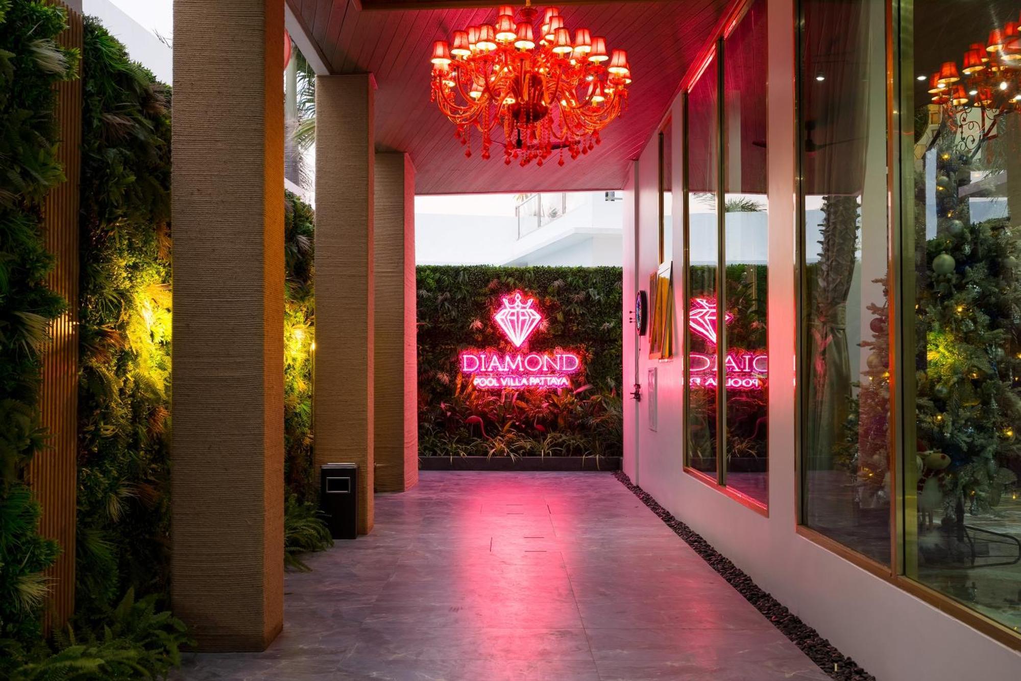 Premium Pool Villa Pattaya Praia de Jomtien Quarto foto